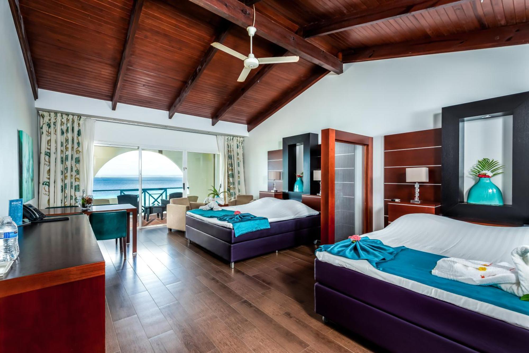 Van Der Valk Plaza Beach & Dive Resort Bonaire Kralendijk Szoba fotó